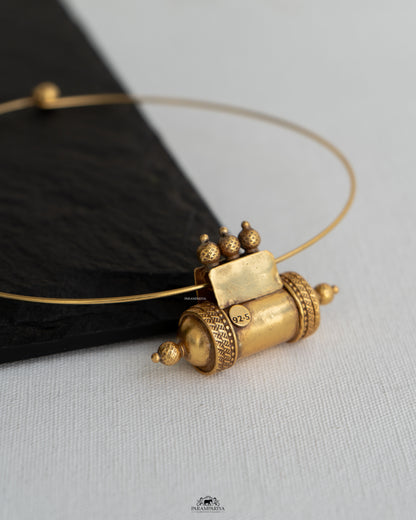 Dhayam Necklace