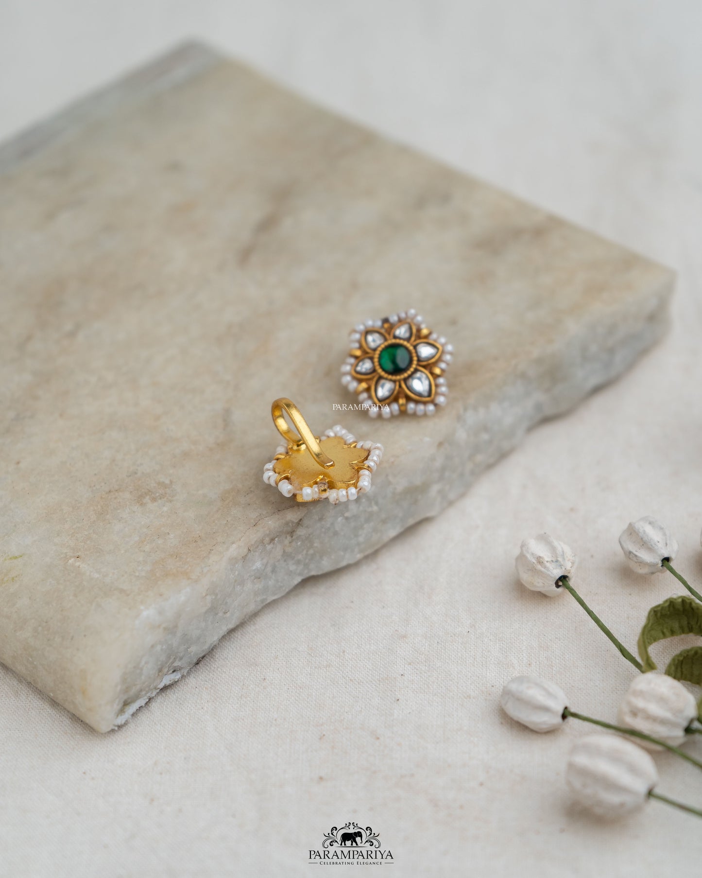 Aira Earring