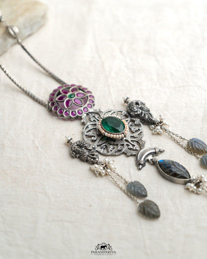 Grisha Necklace