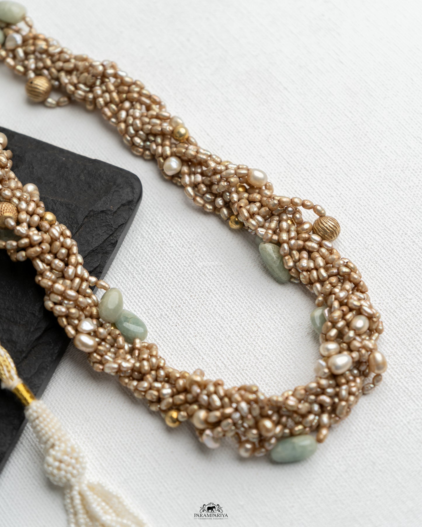 Giga Necklace