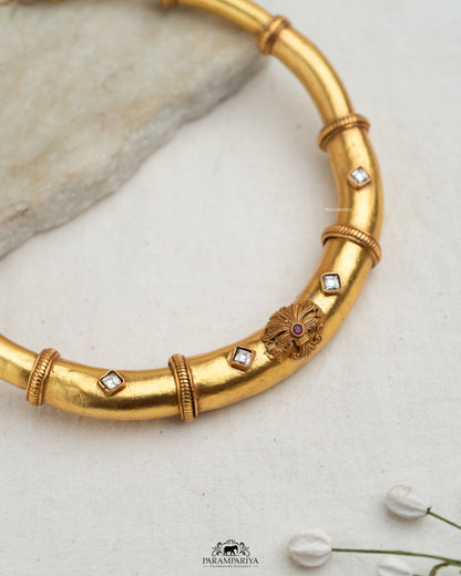 Supriya Necklace