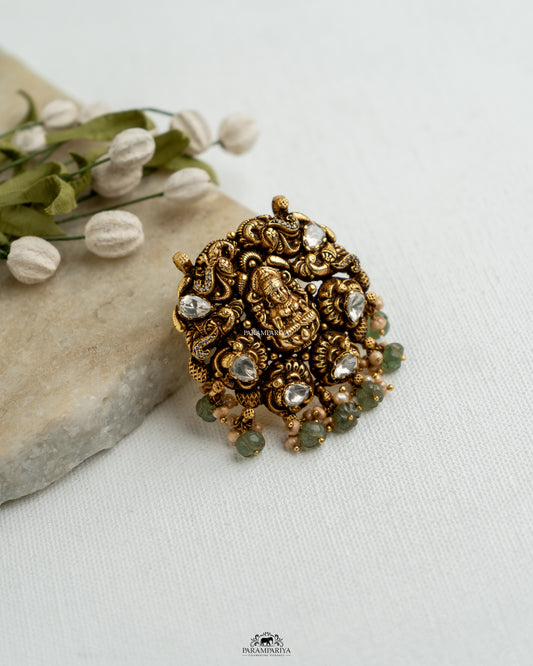 Peacock Elegance!!

Nakshi temple pendants crafted from 92.5 pure silver,gold micron plated and adorned with moissanite stones.
