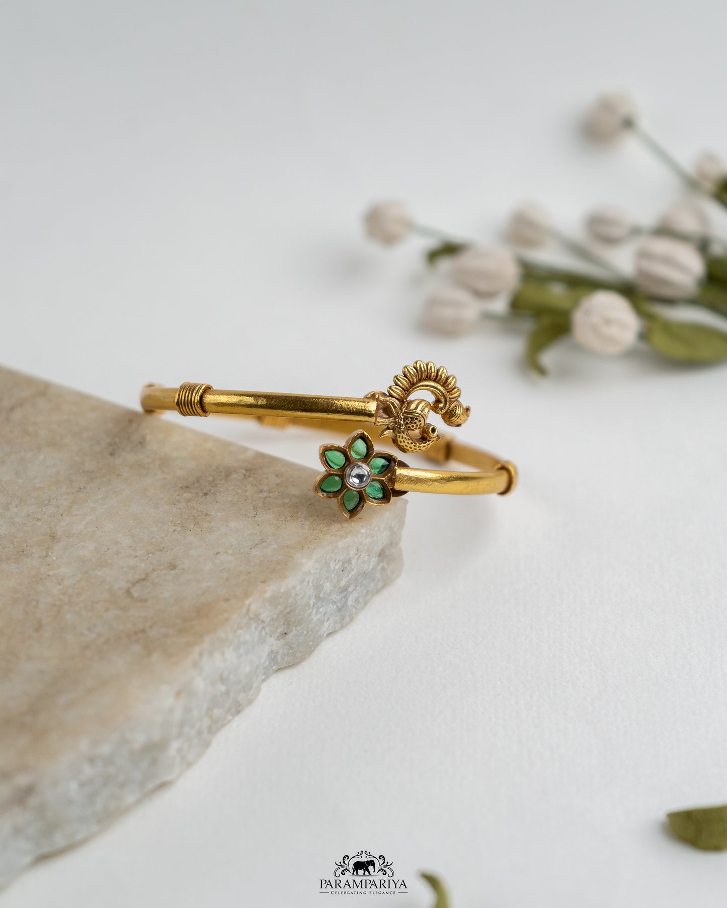 Simple Stories!!

92.5 pure silver gold micron plated cuff bracelet.