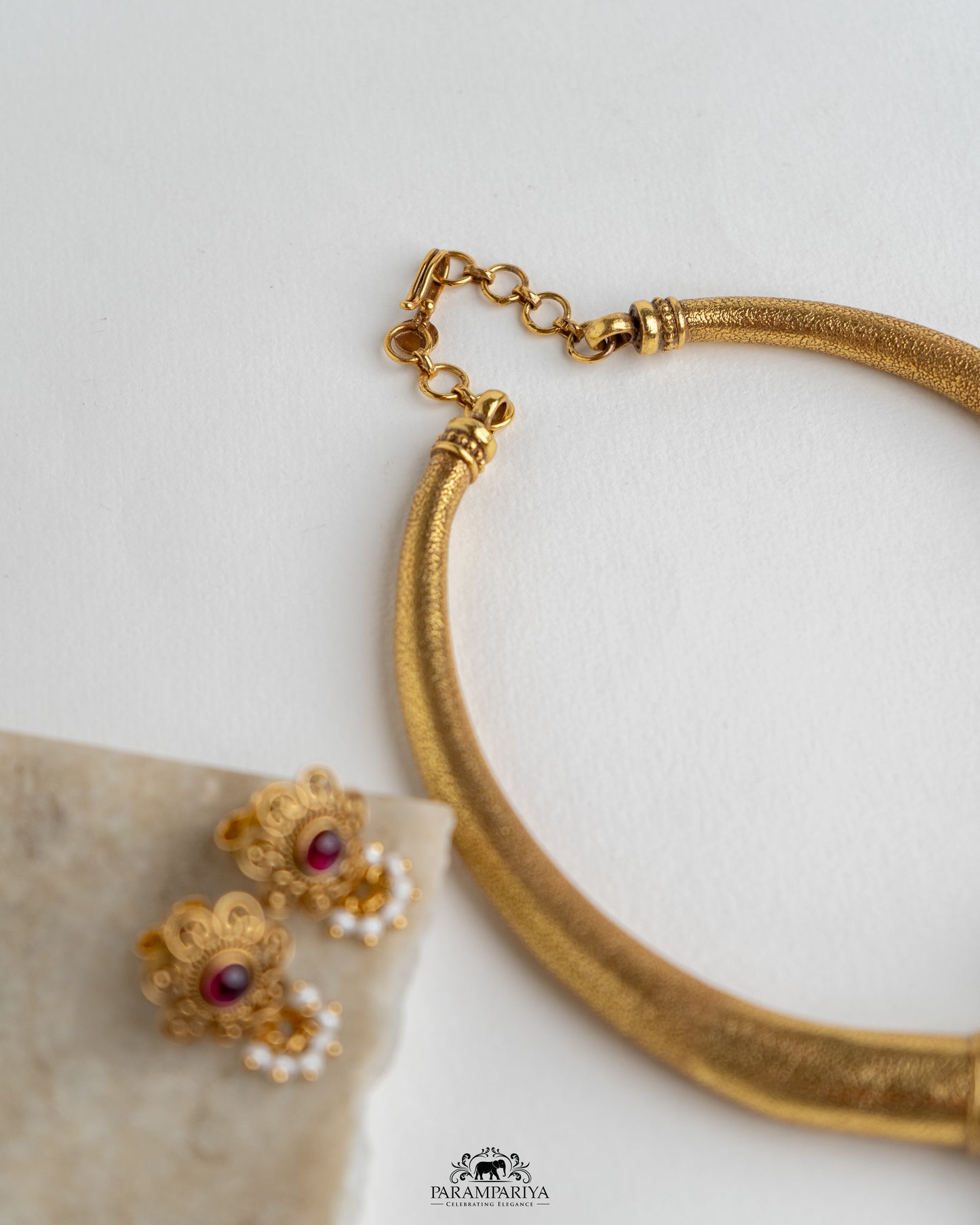 Bagiya Necklace Set
