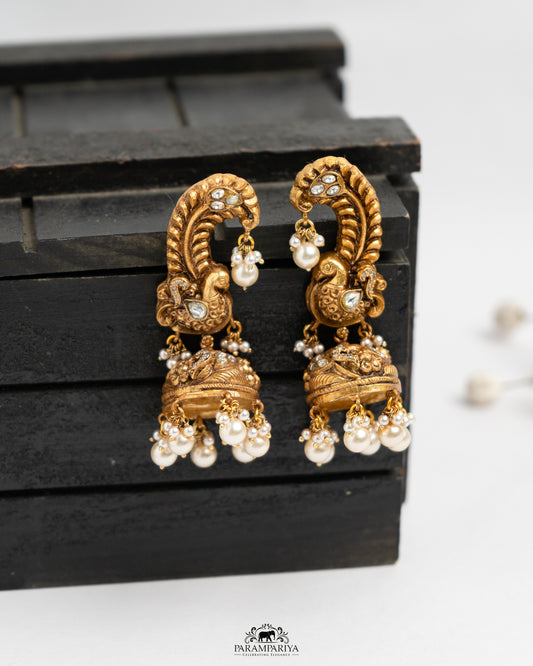 Saraa Earrings