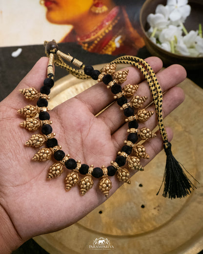 Tarunika Necklace