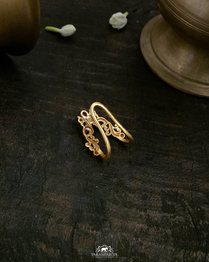 Lalita Finger Ring