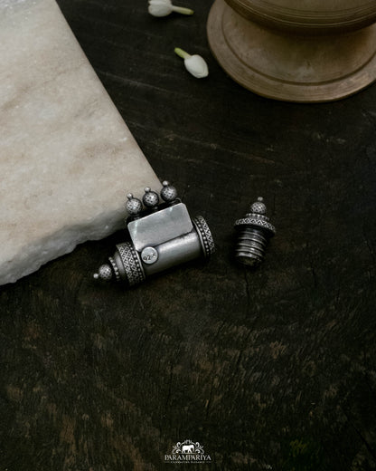Indira Pendant (Openable)