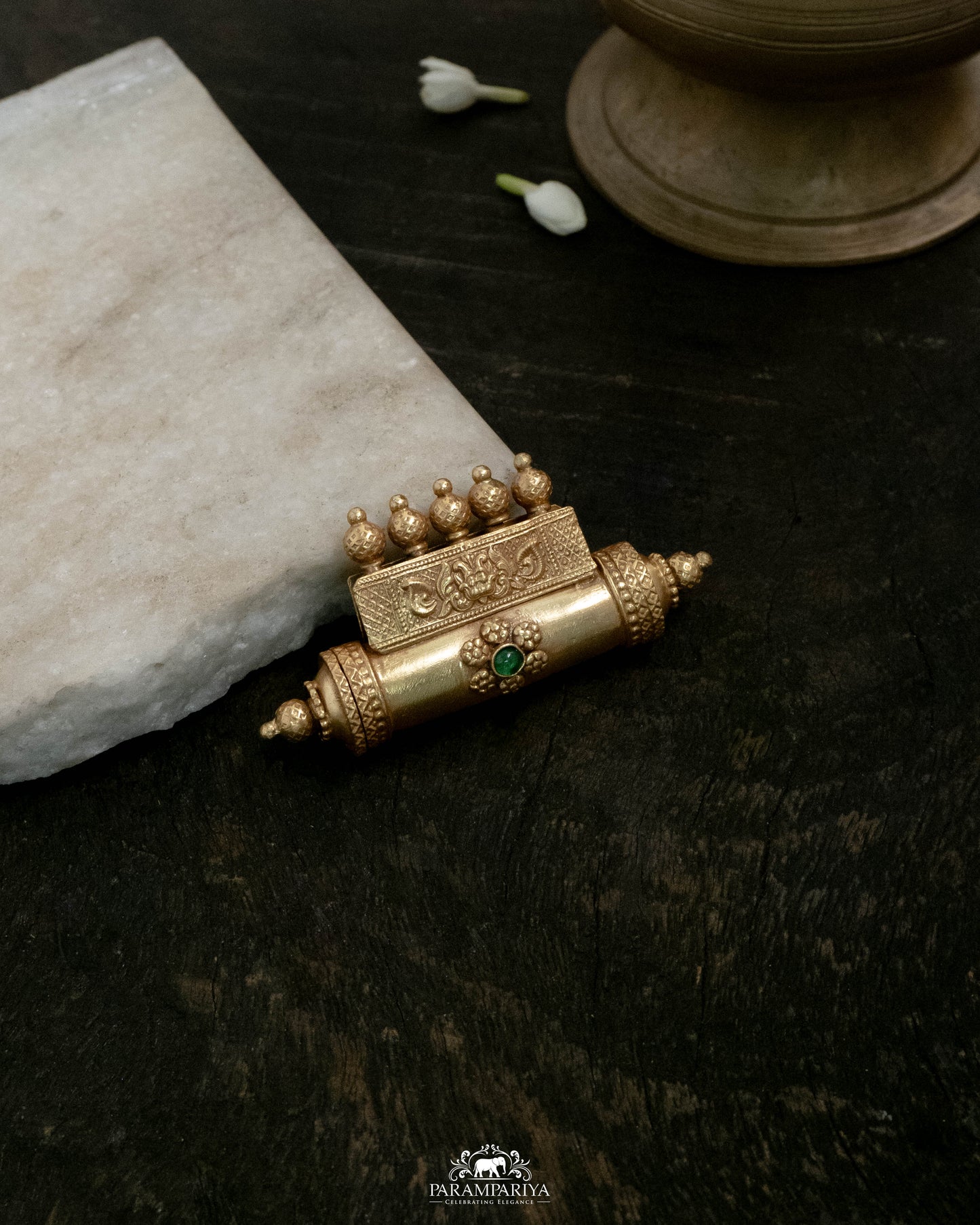 Aradhana Pendant (Openable)