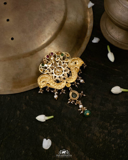 Aavani Pendant