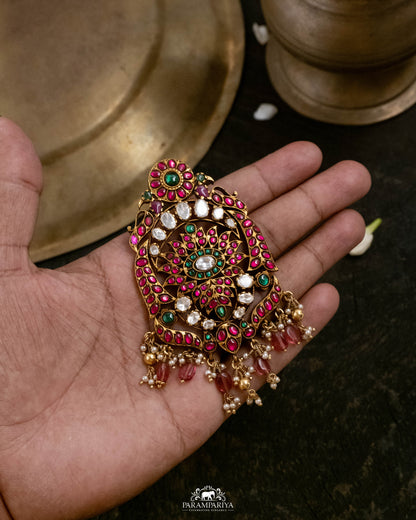 Yuvi Pendant