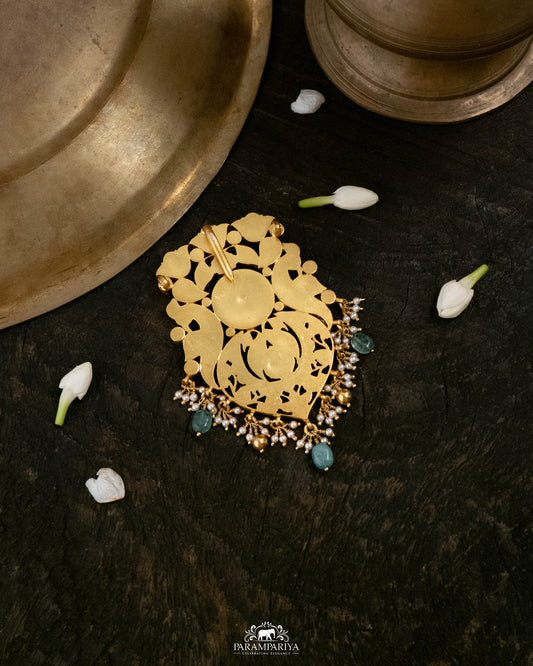 Navi Pendant