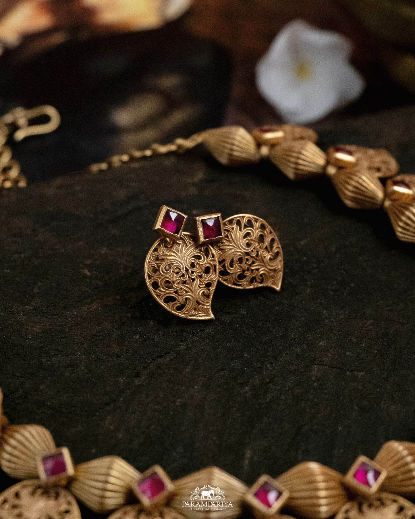 Devika Necklace Set