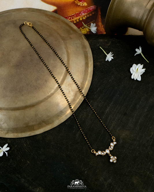 Dyuti Necklace