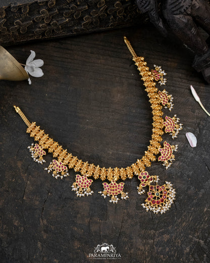 Amizhthini Necklace