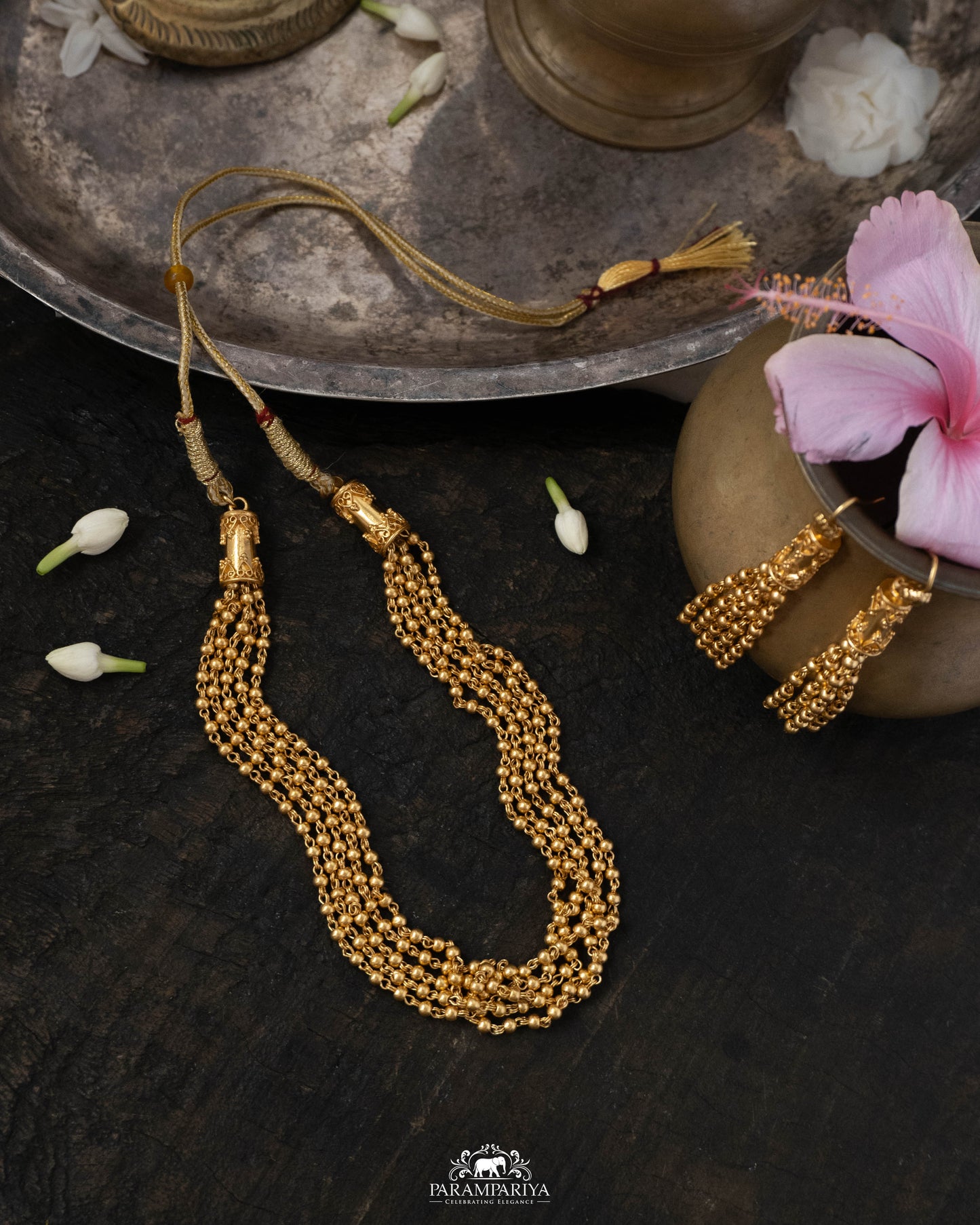 Thenmozhi Necklace Set
