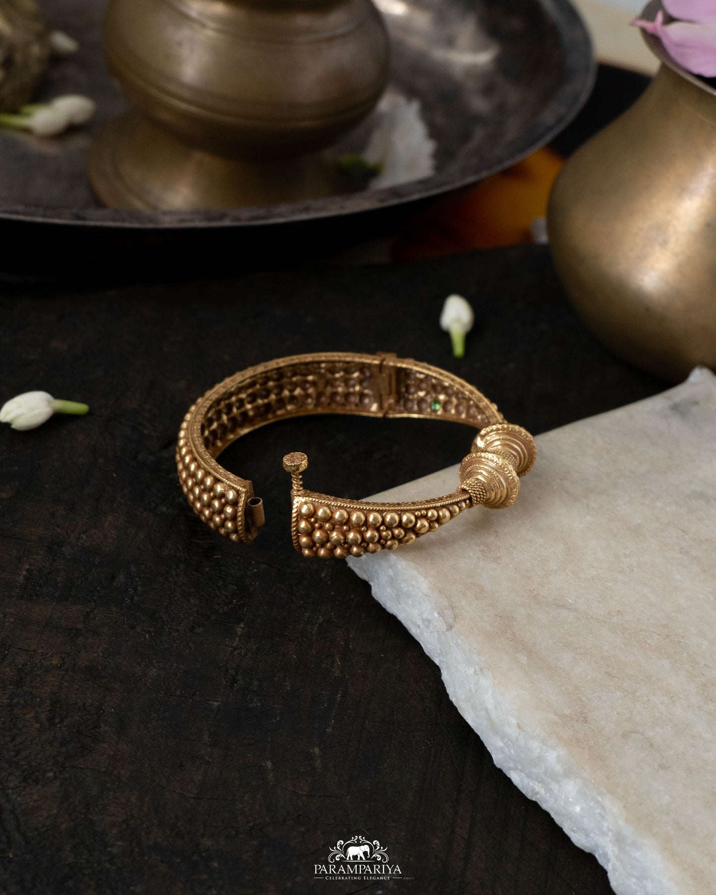 Mira Bangle (Single)