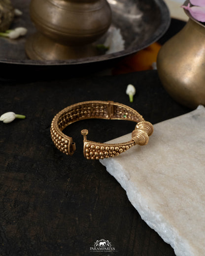 Mira Bangle (Single)