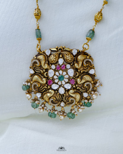Vasi Necklace