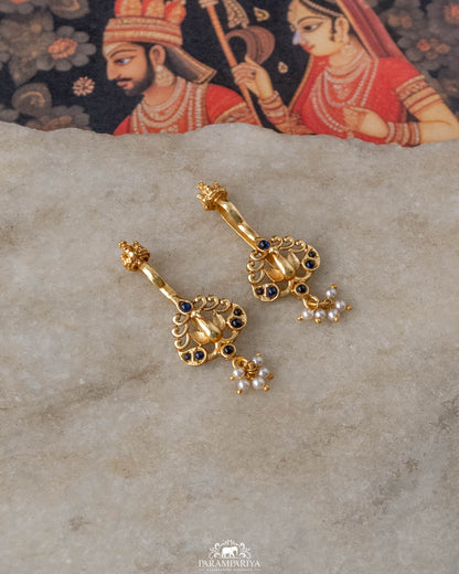 Mayilvizhi Bugadi (Pair)