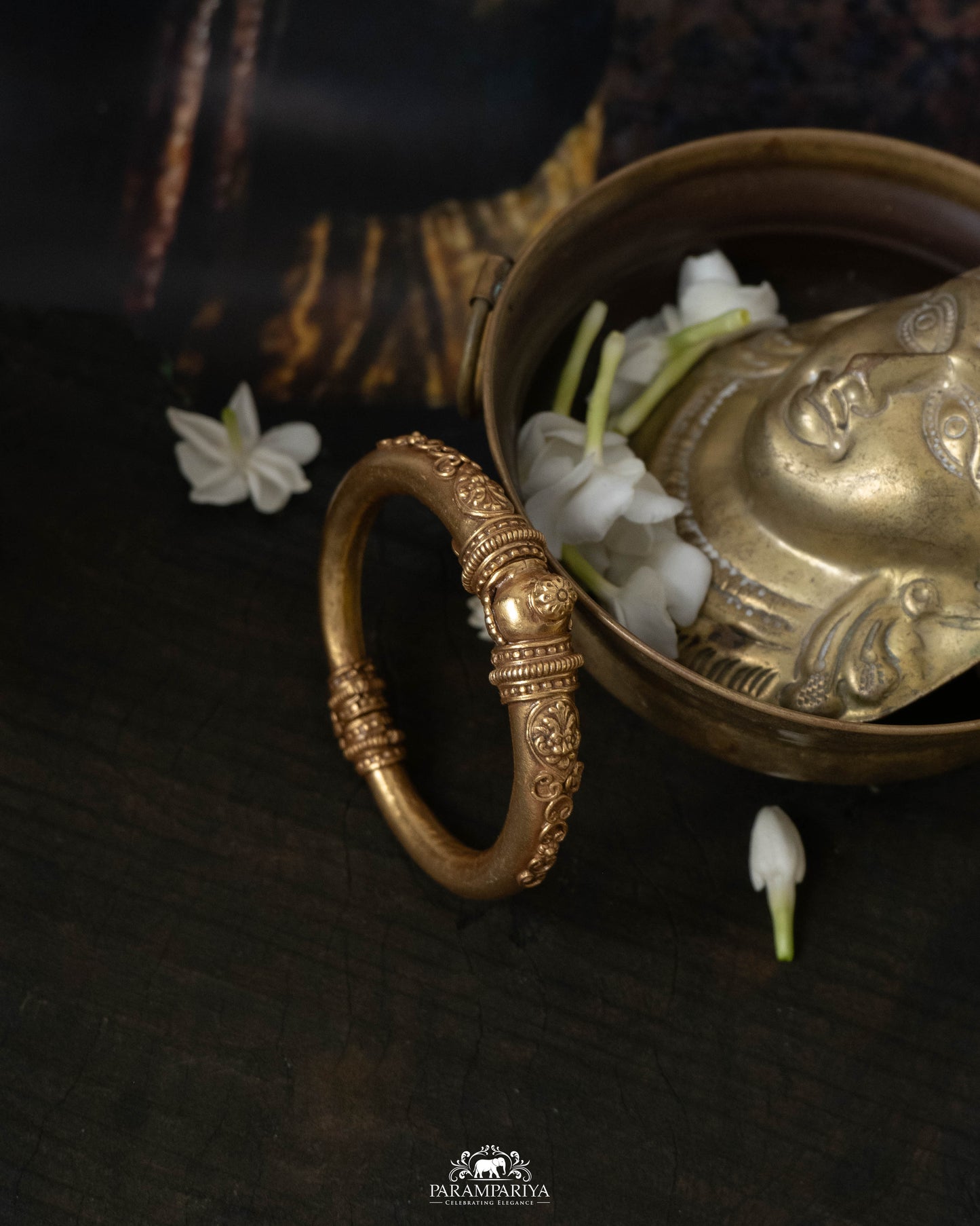 Charu Bangle (Single)