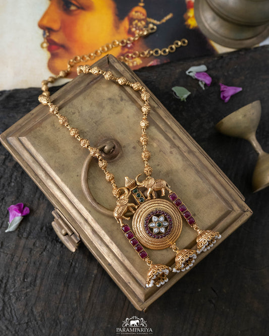Gaja Necklace