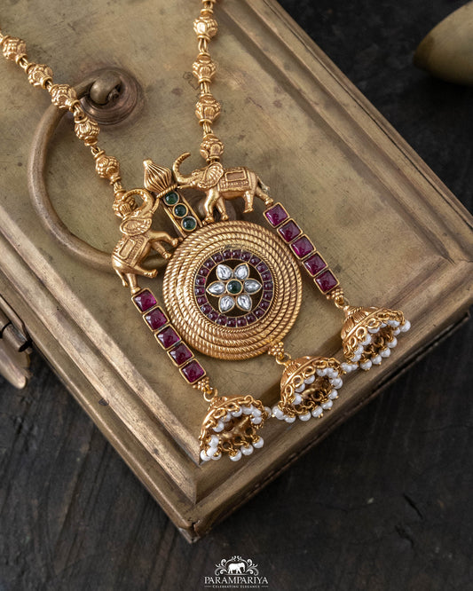 Gaja Necklace
