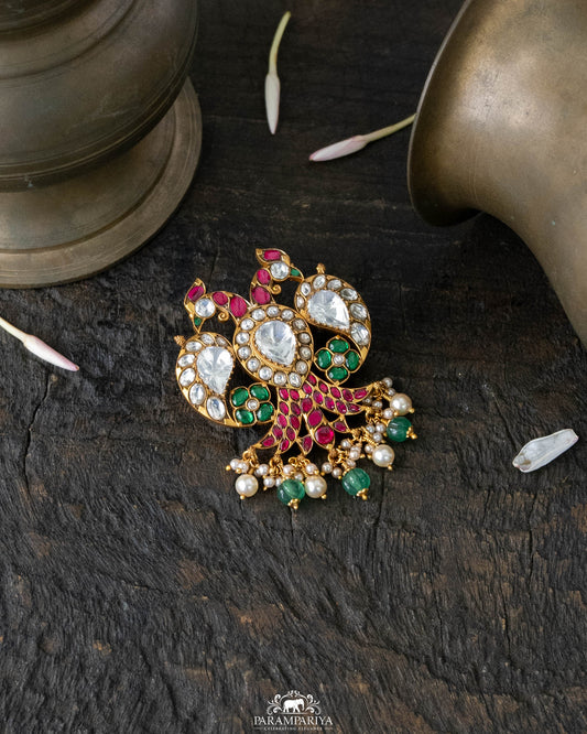 Mayilisai Pendant