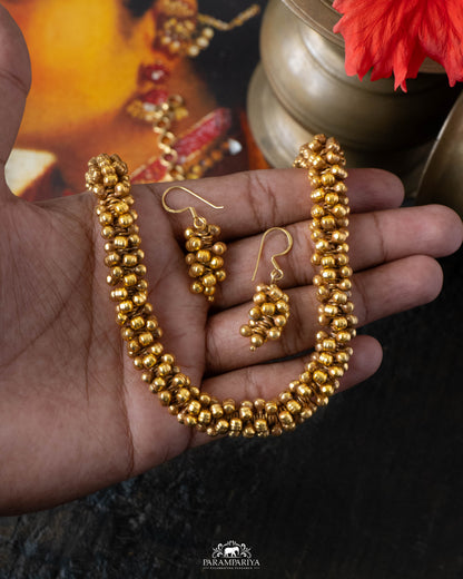 Radhi Necklace Set
