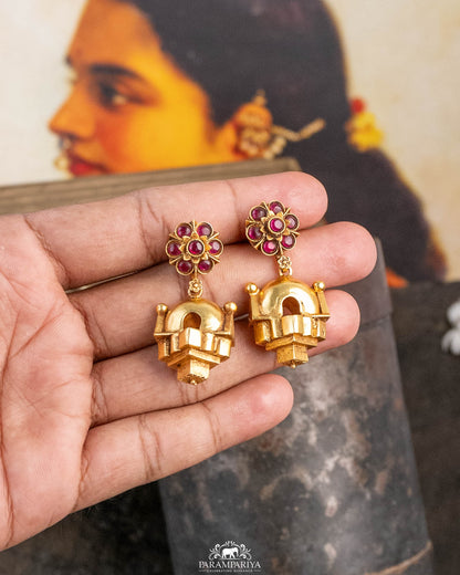Avvai Earrings