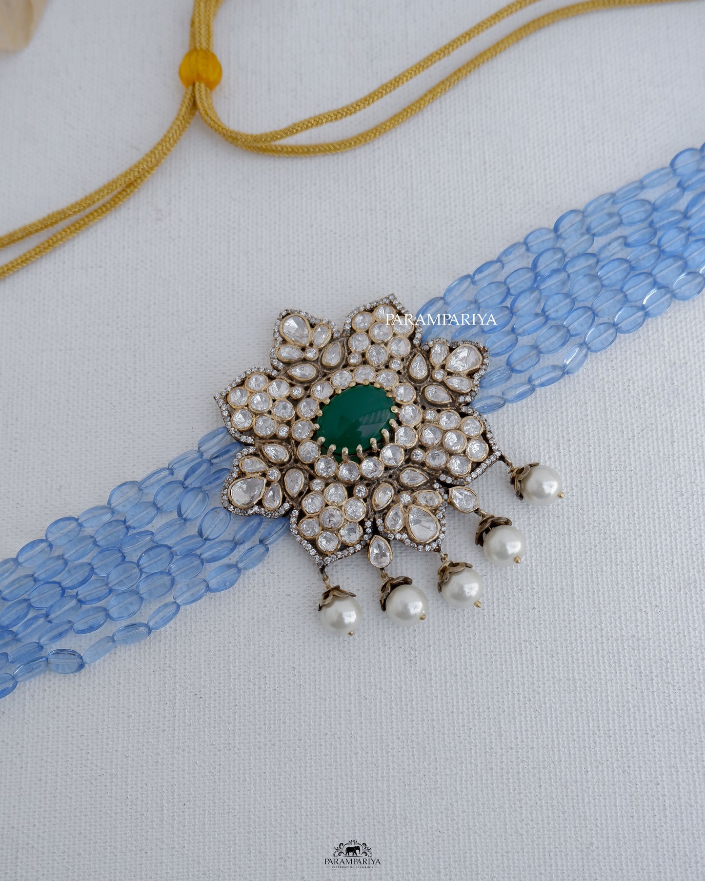 Dreamy Tanzanite!!
92.5 pure silver micron gold plated moissanite choker with tanzanite beads.

#tanzanite #choker #tanzanitebeads #tanzanitechoker