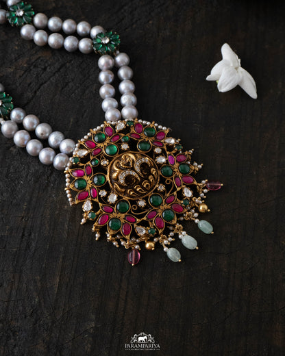 Tanvi Necklace