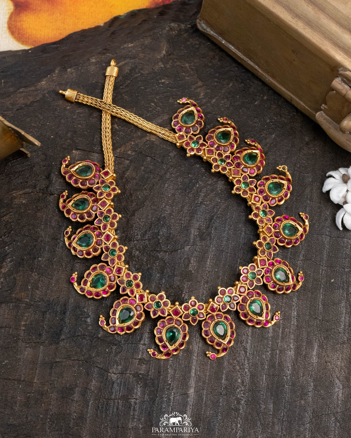 Priyali Necklace