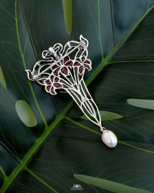 Alak Brooch