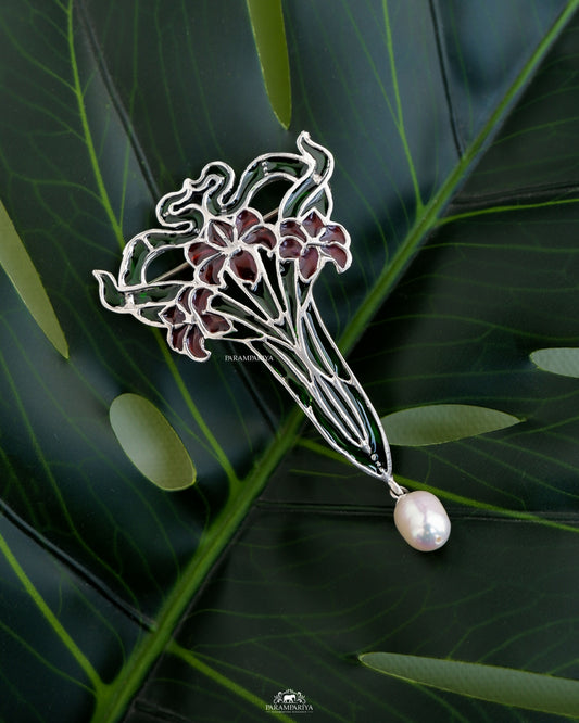 Alak Brooch