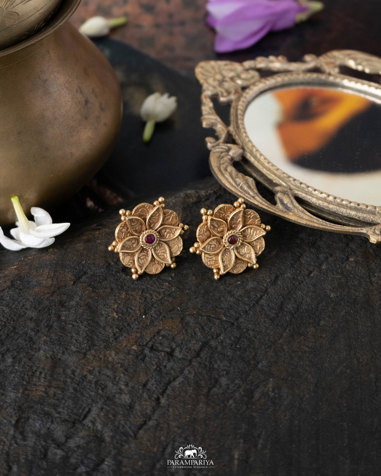Avni Earrings
