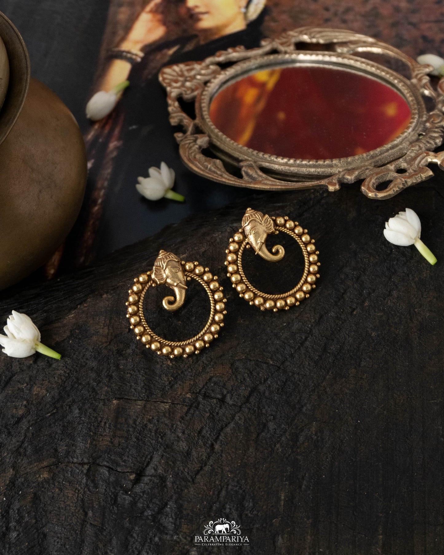 Saanvi Earrings