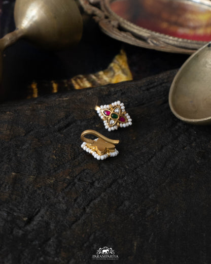 Viyona Earrings