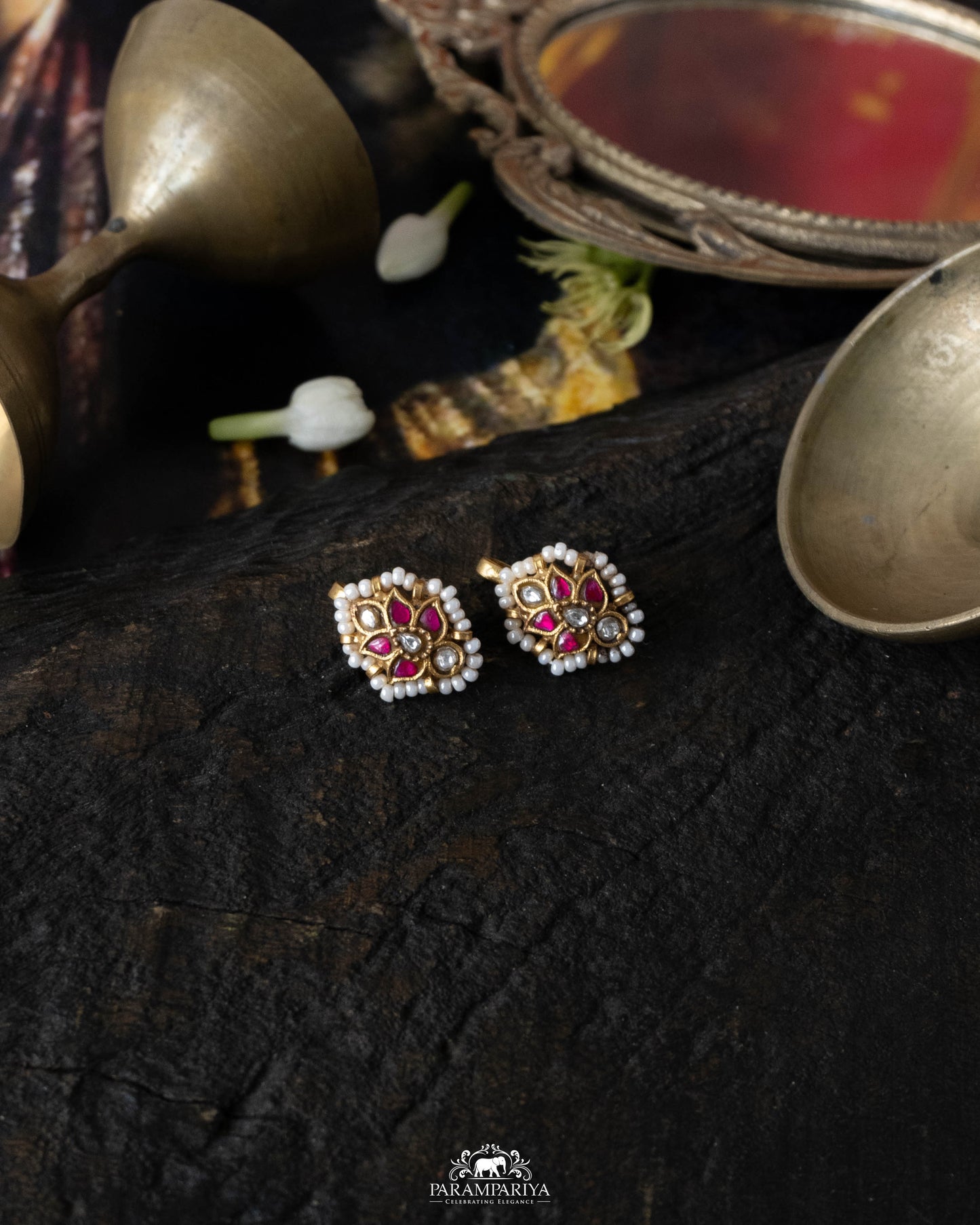 Oviya Earrings
