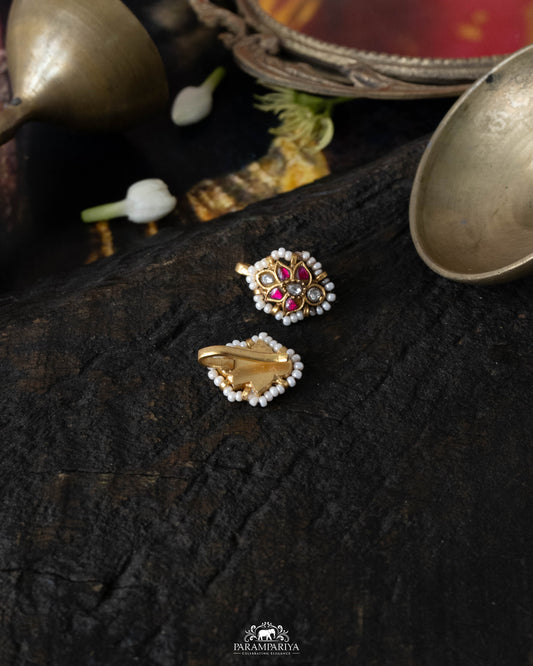 Oviya Earrings