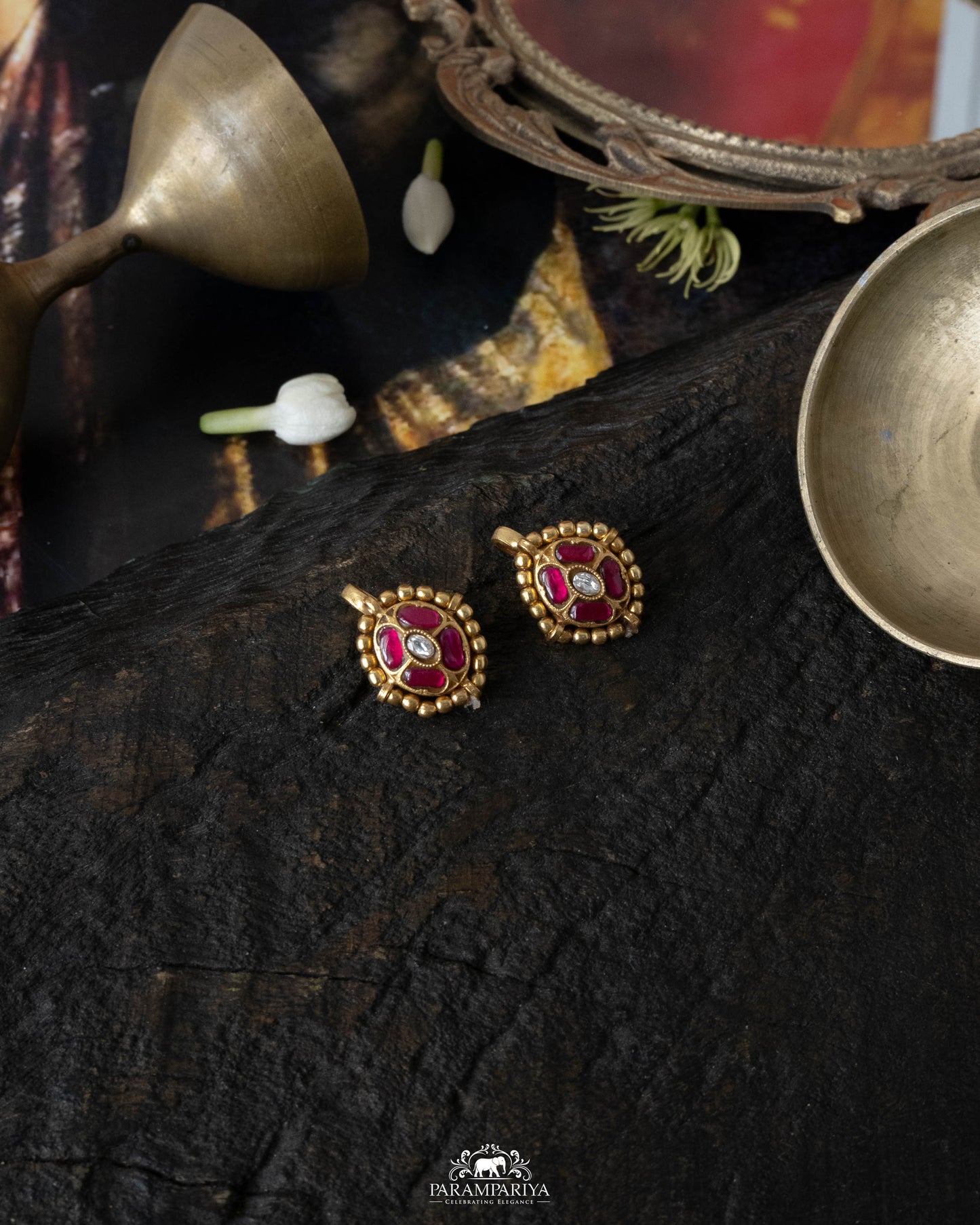 Veya Earrings