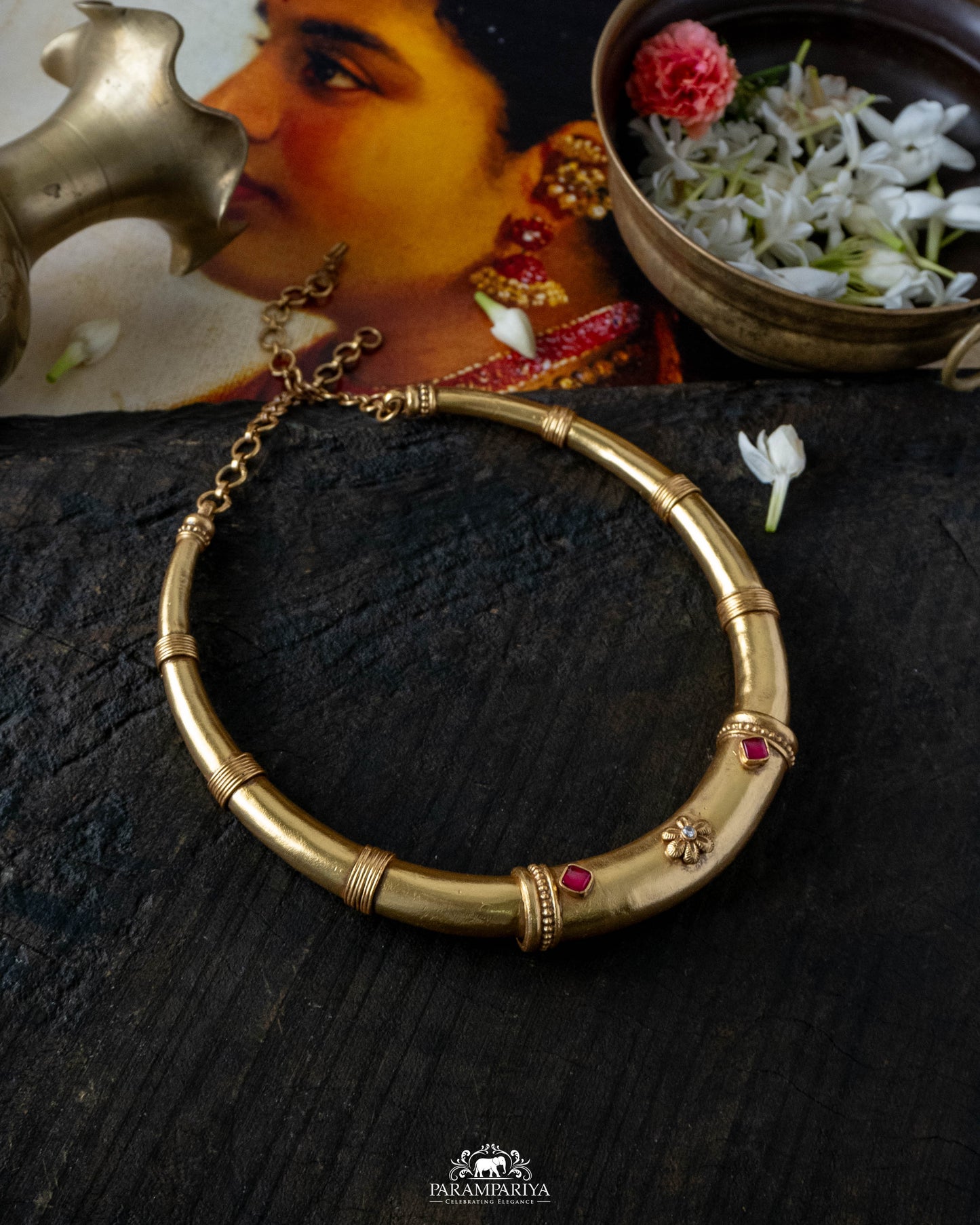 Apriya Necklace