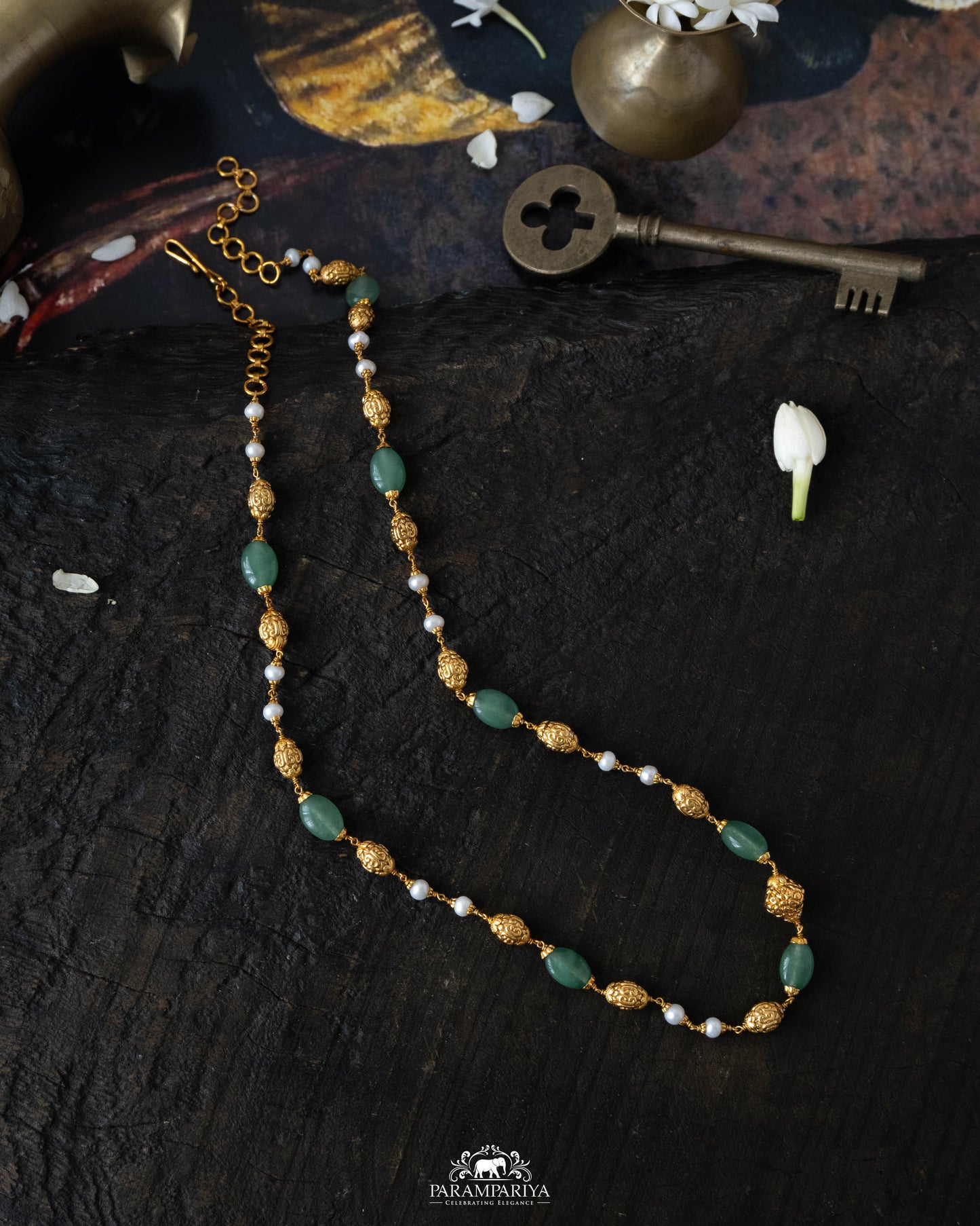 Anshi Necklace