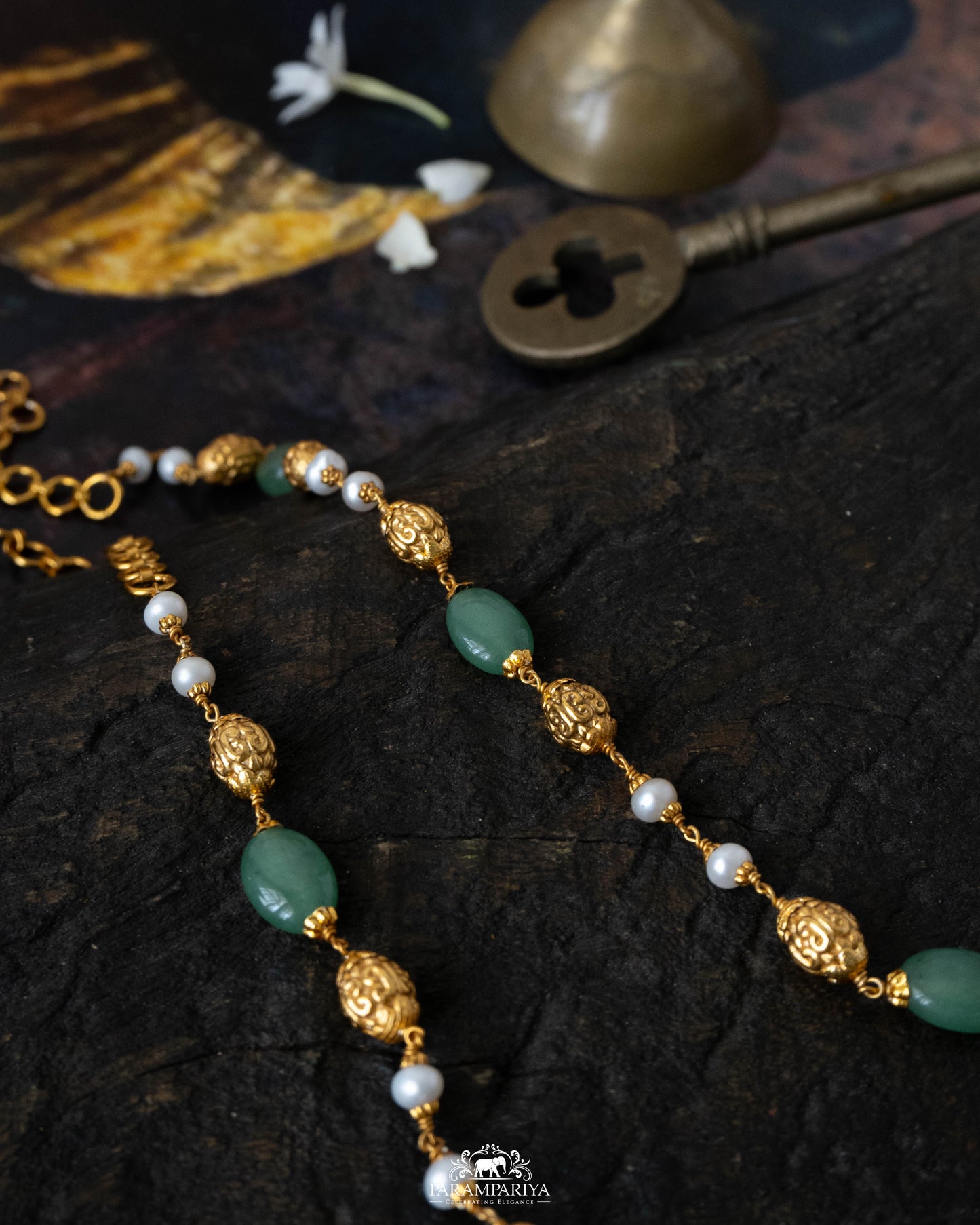 Anshi Necklace