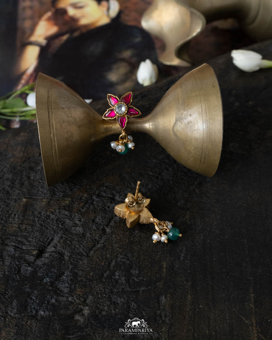 Nadhiya Earrings