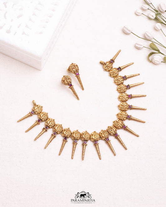 Varnam Necklace Set