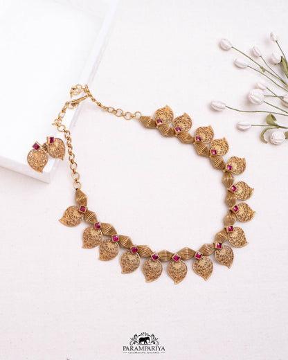 Devika Necklace Set