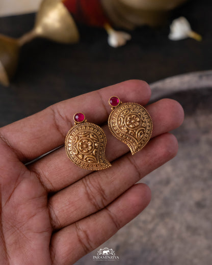 Red Maang Earrings
