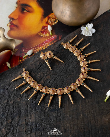 Nidhira Necklace Set