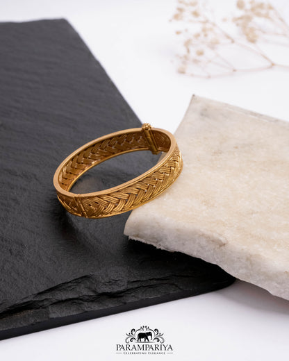 Eshani Bangle (Single)